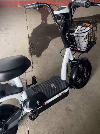 雅迪(yadea)tdt1259z:"质量一看就不错,安装非常方便,虽然第一次买