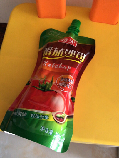 海天番茄沙司袋装(茄汁) 305g:"海天番茄沙司品质真的很好,味道也超级