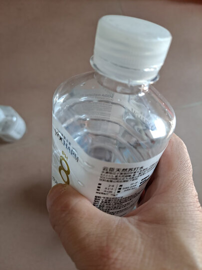 云臣天然苏打水 360ml*15瓶/箱 整箱:"水还不错,喝起来没有其它苏打水