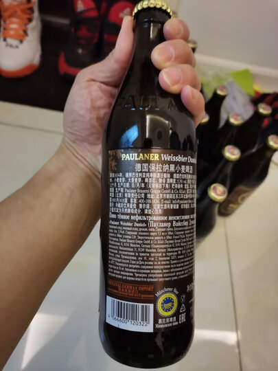 保拉纳酵母型黑小麦啤酒500ml瓶装:"这酒不错,挺好的,泡沫很丰富,浓浓