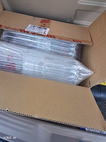 黑塔rivana丽瓦娜(夏日)白葡萄酒750ml:"包装设计:包装非常棒?