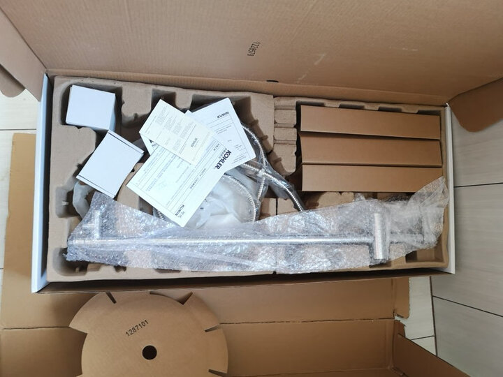 拆开以后就是眼前一亮,值得信赖的科勒,配了两个卫生间的卫浴