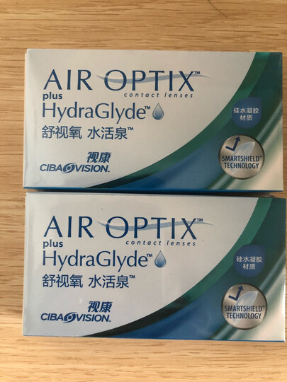 爱尔康水活泉"这款比较滋润眼睛一点也不干燥.活动期间购买优惠多多.