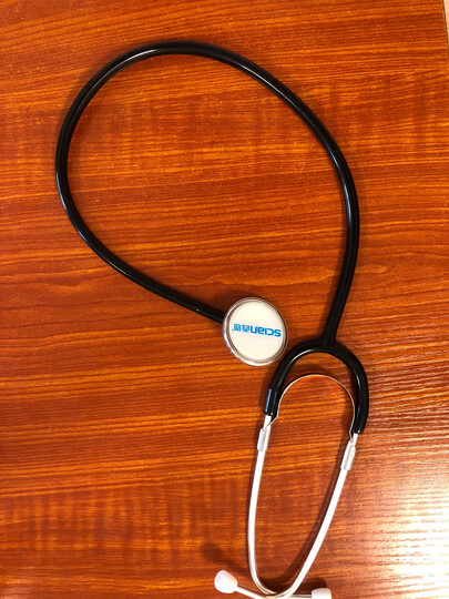 西恩hs-30a:"工作7年多,买了5-6个听诊器了,这个是最好的,轻便而且停