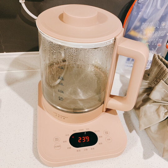 生活元素(life element)d60:"这个养生壶非常好用,功能齐全,一壶多用