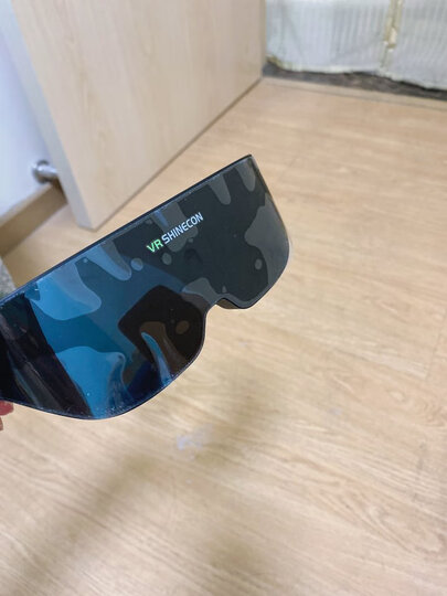 千幻魔镜sc-aio8:"观影效果:效果贼清晰,清晰度给力舒适度:非常方便