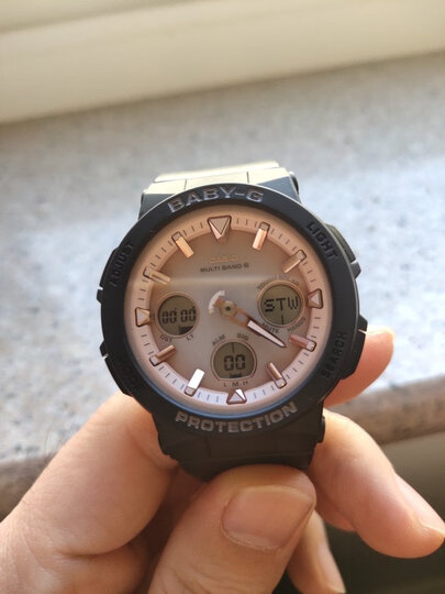 卡西欧bga-2500-1a2:"佩戴美观:客服态度很好 很有耐心解答每一个问题