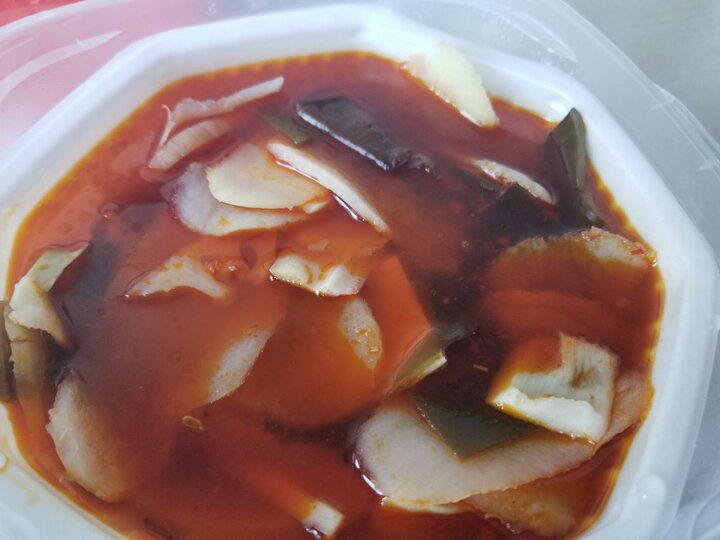 巴蜀大侠牛肉版405g:"吃过很多自热火锅自嗨锅啥的,这是目前唯一一款