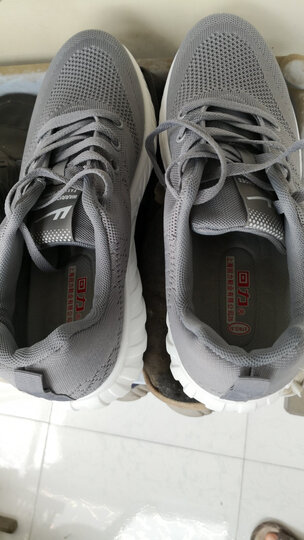 回力(warrior):"外观颜值:从造型到原材料再到加工工艺都很好,从外观