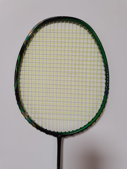 尤尼克斯bg80线,正品,声音清脆,落点好.