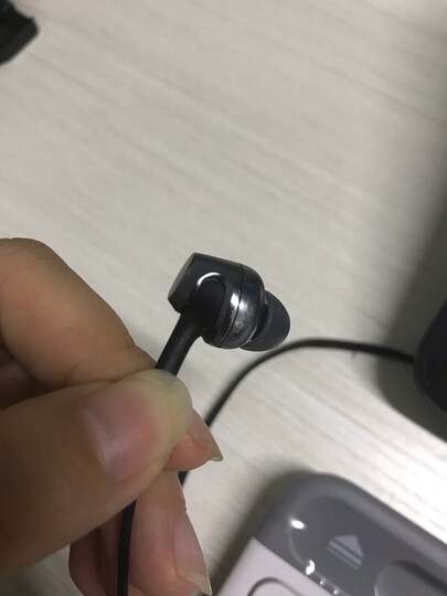 索尼(sony)入耳式立体声通话耳机mdr-ex255ap 黑色用了一段时间就这样