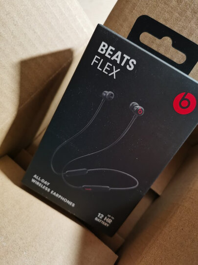 beats beats flex:"音质还算不错,包装细节做的很好,送货也很快,五星
