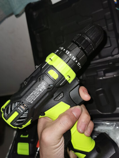 芝浦(zhipu):"锂电钻很好很耐用,这是我用过的最好的电钻了,绝对是好