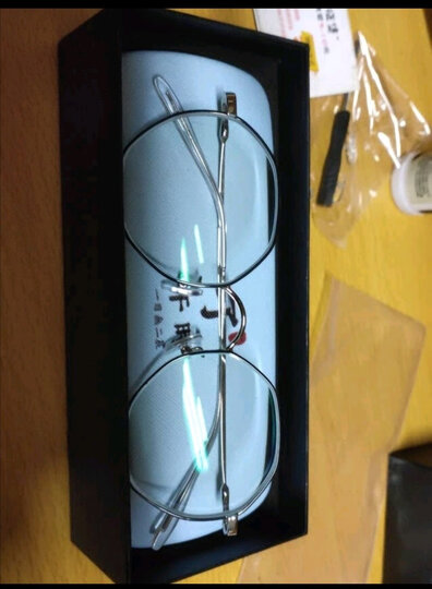 这款眼镜还阔以,带着.