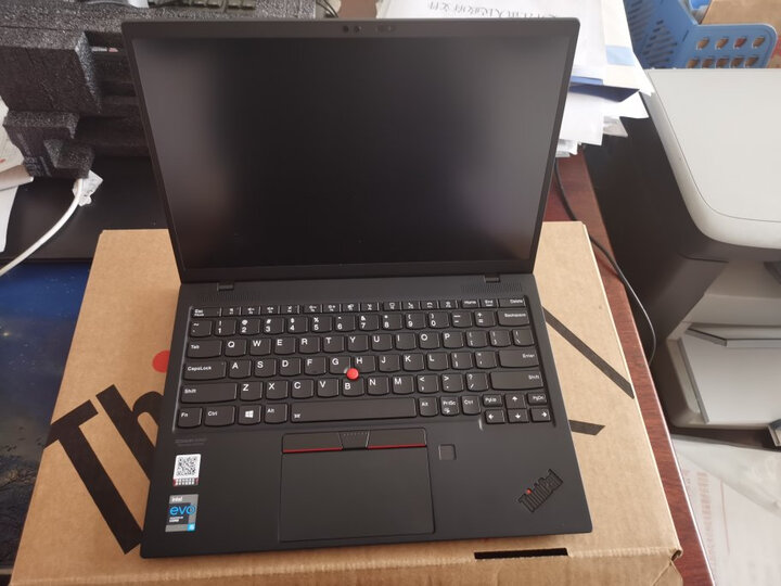 thinkpadx1 nano:"物流迅速,色装完美!开箱,启动,激活,一切ok!