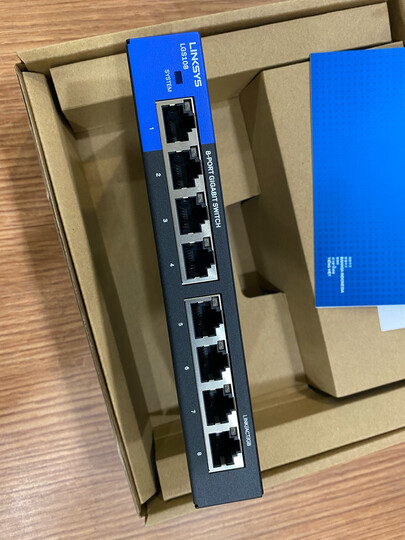 领势lgs108-cn:"交换机不错,活动价购买,千兆级,配和千兆企业路由器