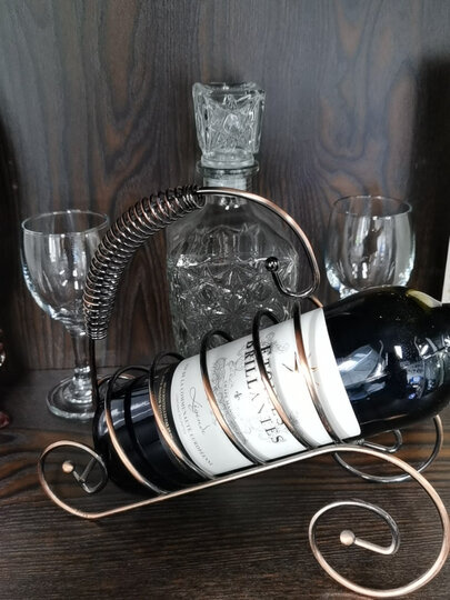 八芒星12支装:"红酒包装很好,赠品也不错,品尝过后再做评价吧" - 京东