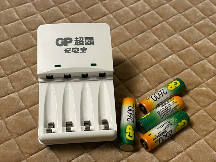 超霸gp260aahc-2il4(kbo1):"gp超霸的充电电池一直口碑非常好,这次有