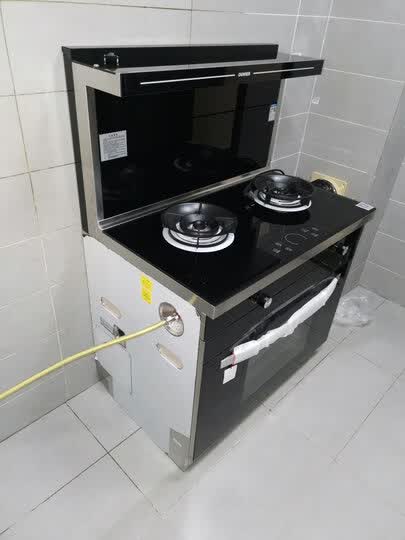 欧尼尔lx3-bz-12t:"第一次买集成灶,外观看起来很漂亮,做工也还好.