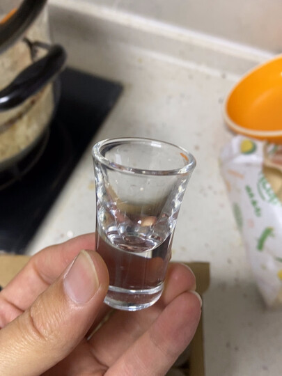 拜杰白酒杯套装:"很好,一次一杯,三钱正好.