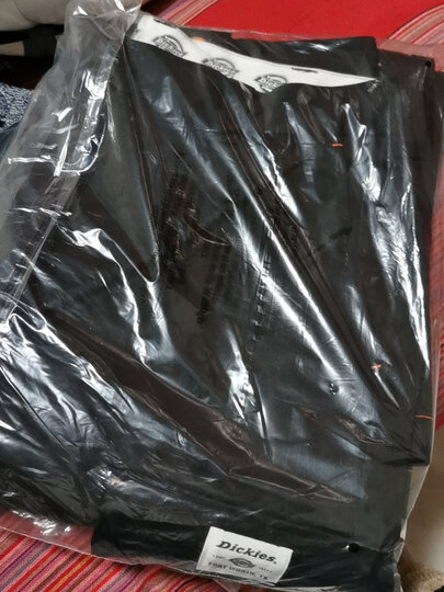 dickiesdk008166:"宝贝不错,今天刚刚到的,马上回来就试了下,不大不小