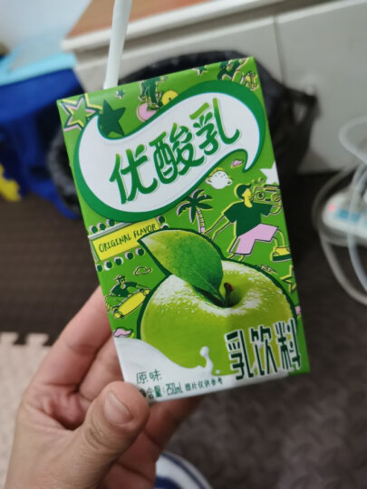 伊利优酸乳:挺好喝的,家里经常买 