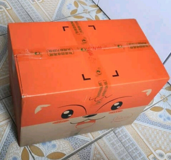 三只松鼠(three squirrels):"产品包装:包装不错,外面另有纸箱保护,没