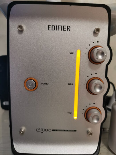 漫步者e3100:"东西很不错真心喜欢,颜色,款式都非常棒!