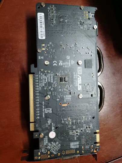 七彩虹(colorful)gtx960 2g:"成品很新,一次点亮,暂时用着没问题,客服