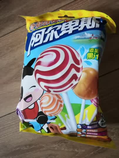 阿尔卑斯精选多种口味硬糖棒棒糖 200g:"第一次购买,棒棒糖不是特别甜
