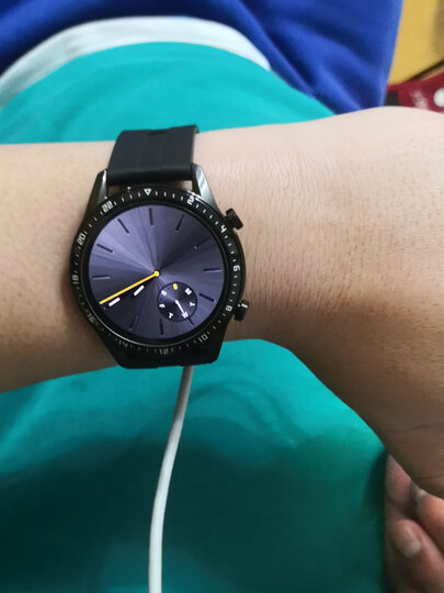华为(huawei)华为手表watch gt2:"外观好看,方便,挺舒适,操作方便"
