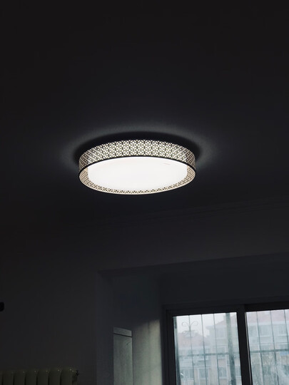 家里五盏灯都是在松下.