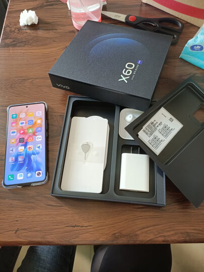 手机通讯  手机 手机 vivox60  vivox60 商品评价  包装挺好看的大气