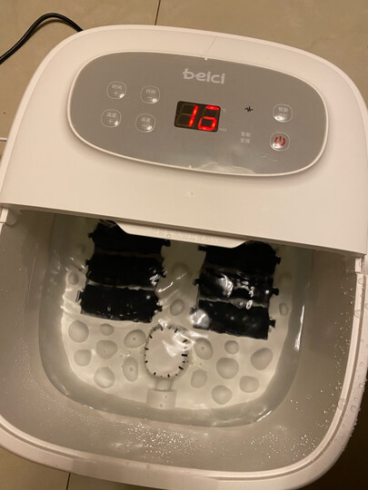 蓓慈bz305c2:"哈哈哈这个泡脚桶是想带回宿舍的泡脚桶没错了.