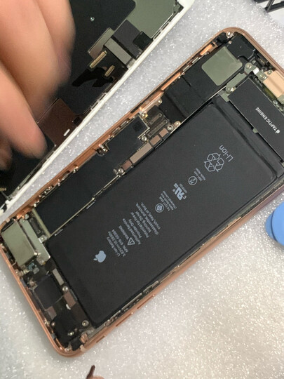 飞毛腿飞毛腿iphone8plus超容内置电:"电池满血复活看看效果很好很不