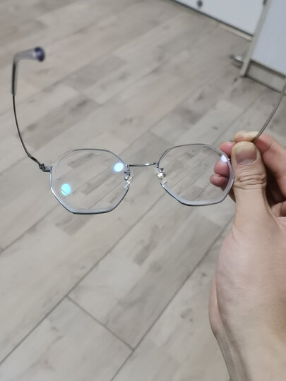 眼镜很好度数正好