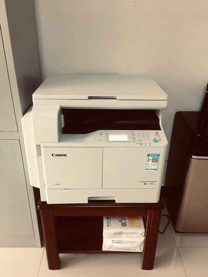 佳能(canon)2206n:"打印机不错,打出的字清晰,大小合适,办公用很好