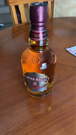 芝华士威士忌:"直接喝有点烈,不太刚的住,还是兑可乐比较好" - 京东