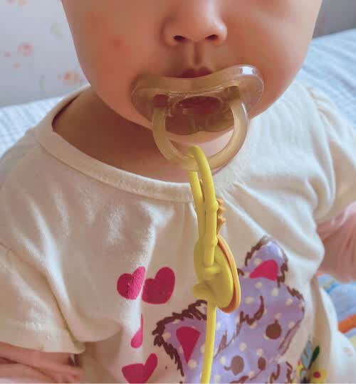 奶嘴孩子很喜欢!解决.