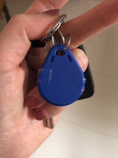 小区的门禁卡丢了好几.