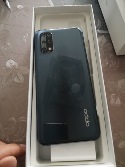 oppok7x:"宝贝收到 发货快 手机非常漂亮 用起来很流畅 希望一如既往