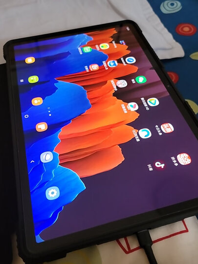 耐尔金三星tab s7 :"东西回来了.不错挺好的.包装高大上啊.这么大.