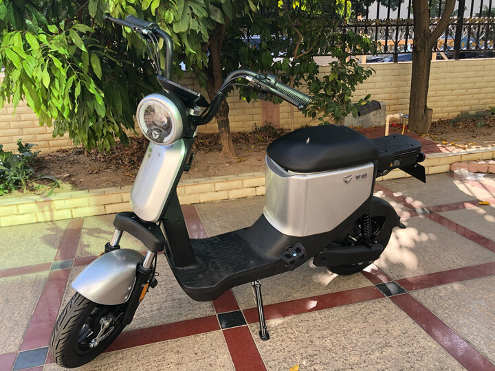 雅迪tdt2345z:"物流很快,包装很好无破损,送货师傅也特别给力.