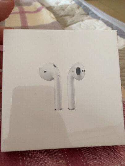 appleairpods:"一直想拥有的一款耳机,现在终于有活动了,毫不犹豫下单