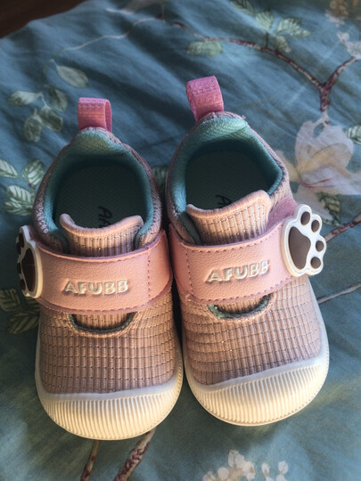 很漂亮的小鞋子