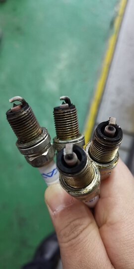 博世fr7dc :"6万公里的火花塞太脏了,更换发动机后顺畅多了." - 京东