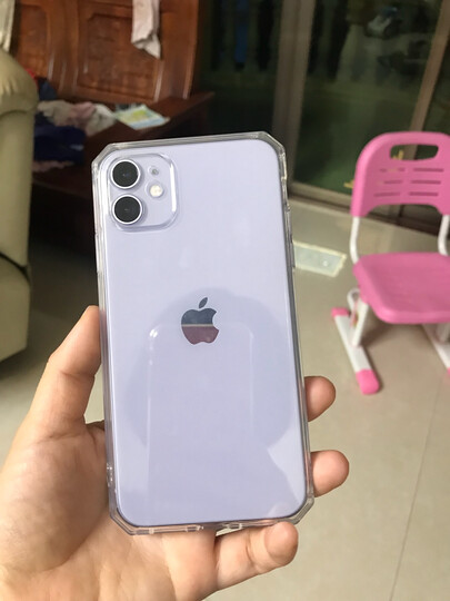 appleiphone 11:"拍照效果:很清晰运行速度:快待机时间:新机,待机时间