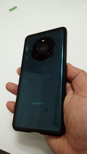雷星佳华为mate40pro,华为mate40:"触摸手感非常好,可以隔空操作,非常