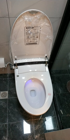 浪鲸(ssww):"今天刚安装好,看着很大气,功能也全,安装师傅很专业,几下