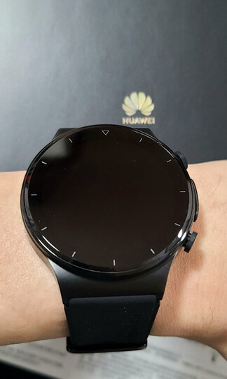 华为watch gt 2 pro ecg版:"发货很快,包装的很好.